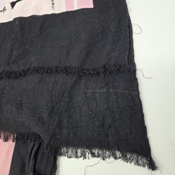 KATE SPADE NEW YORK MANHATTAN MAP OBLONG SCARF PINK & BLACK WOMEN OS *FLAWED* - Picture 15 of 16